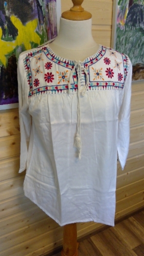 embroided_gypsy_top_1.jpg&width=280&height=500